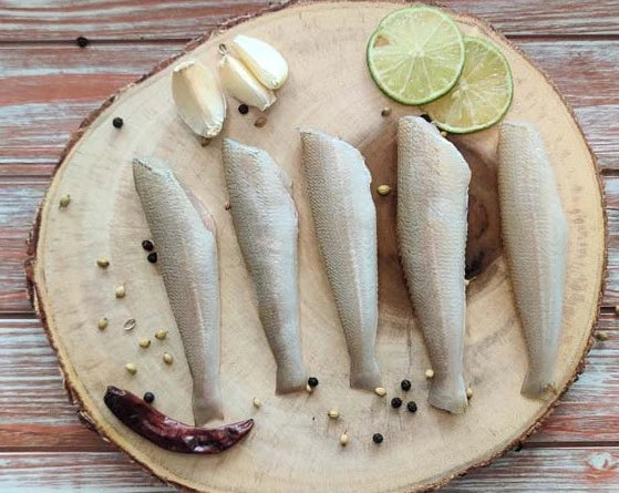 White Lady Fish / Vellai Kelanga / வெள்ளை கெலங்கா / പൊമീൻ / పలబొంత / बेलन